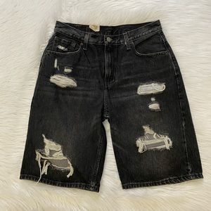 NEW wTag-Levi’s 569 Loose Straight Distressed Black Denim Shorts 30